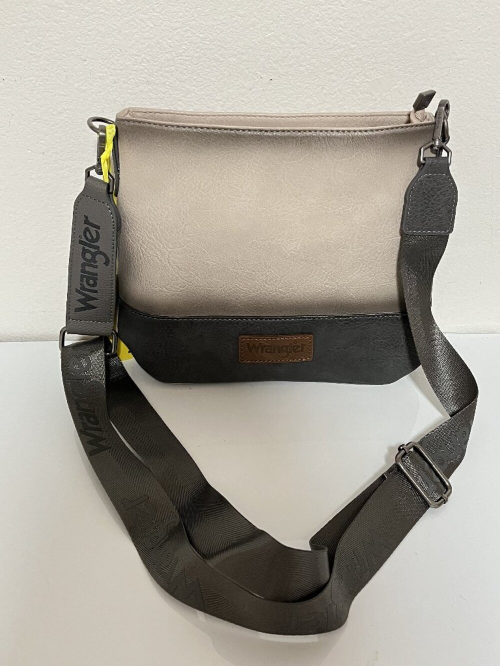 WRANGLER Women's Two-Toned Beige/Gray Crossbody/Shoulder Bag - NWT